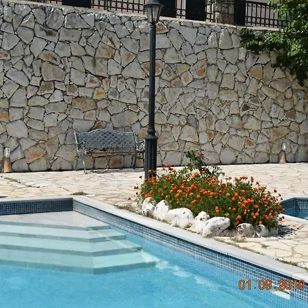 Вилла Estate Dafnopanagia Magda *