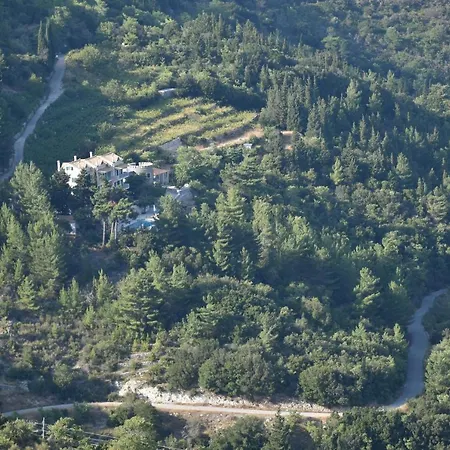 Estate Dafnopanagia Magda * Karia (Lefkada)