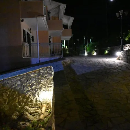 Villa Estate Dafnopanagia Magda *