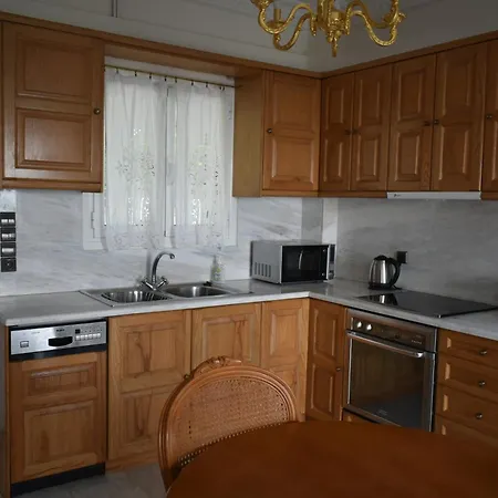 Estate Dafnopanagia Magda Karia (Lefkada)