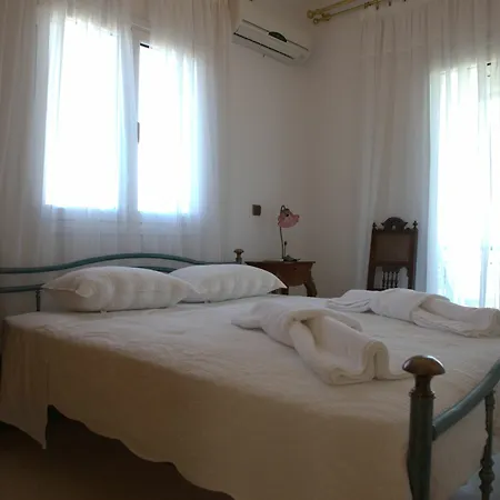 Estate Dafnopanagia Magda
